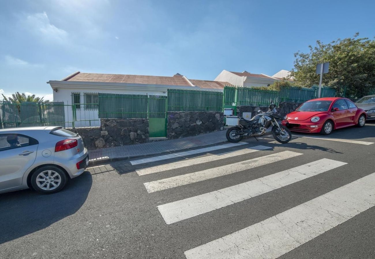 Bungalow in San Bartolomé de Tirajana - Lightbooking Aguila Beach San Agustin 