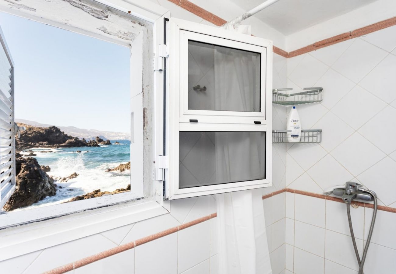House in Candelaria - Lightbooking casa de playa Tenerife 