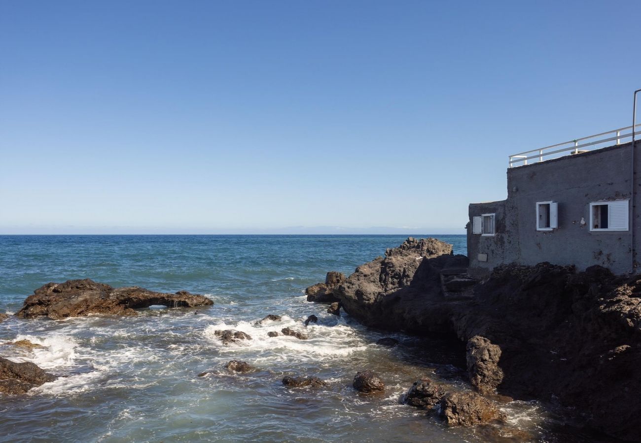 House in Candelaria - Lightbooking casa de playa Tenerife 