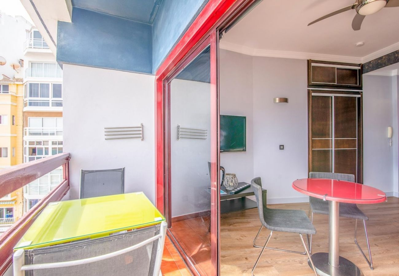 Apartment in Las Palmas de Gran Canaria - Lightbooking Canteras Beach Sea view 