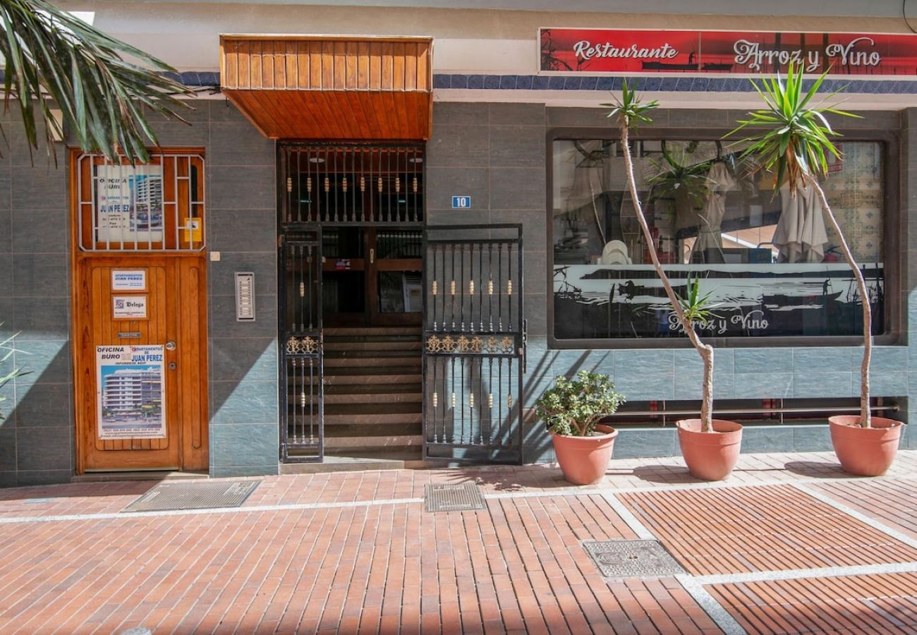Apartment in Las Palmas de Gran Canaria - Lightbooking Canteras Beach Sea view 