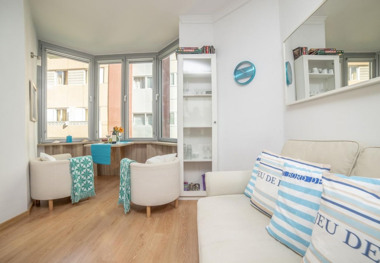 Apartment in Las Palmas de Gran Canaria - Just a few steps away from Las Canteras beach