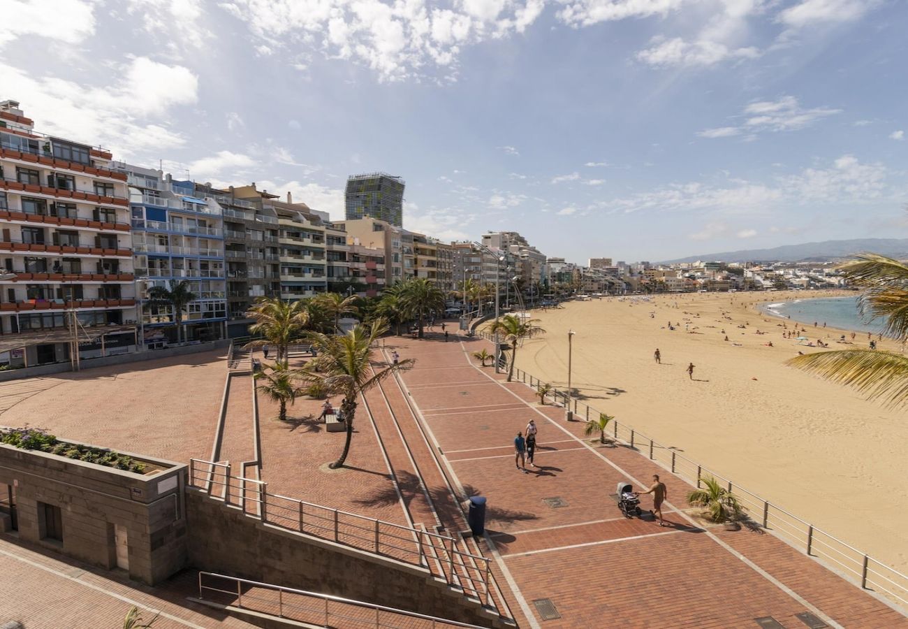 Apartment in Las Palmas de Gran Canaria - Nuevos Lightbooking Livian Suites Las Palmas 4 B 