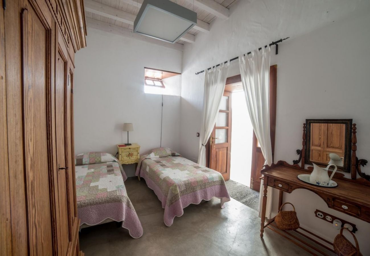 House in Haría - Lightbooking Haría Lanzarote 