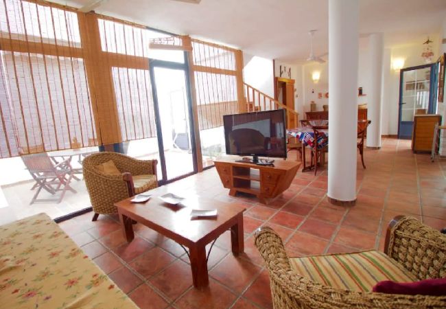 House in Caleta de Sebo - Lightbooking La Graciosa 