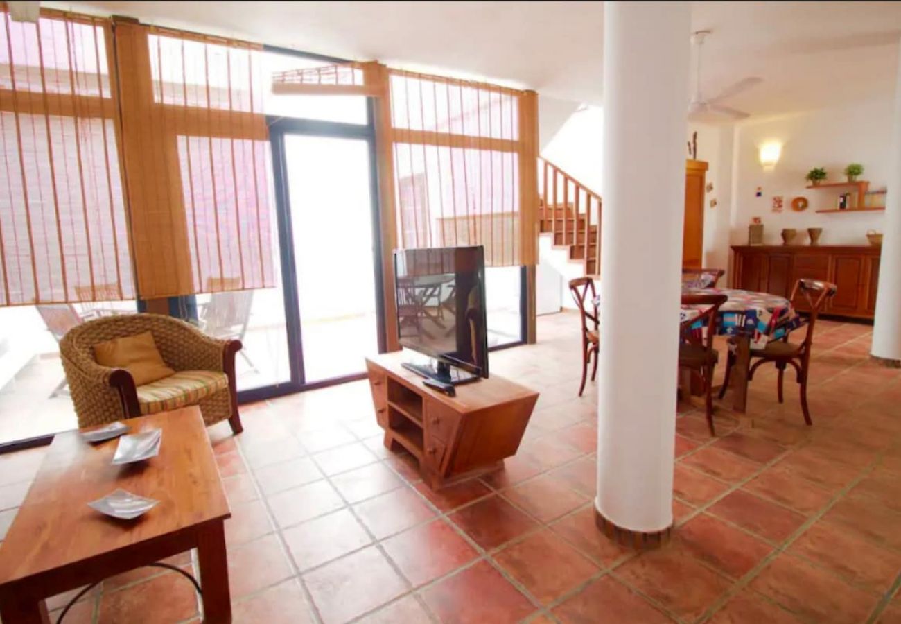 House in Caleta de Sebo - Lightbooking La Graciosa 