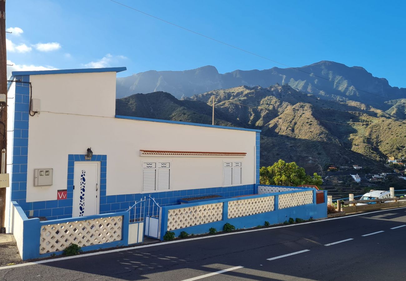 House in Hermigua - Lightbooking Hermigua sea and Teide view 