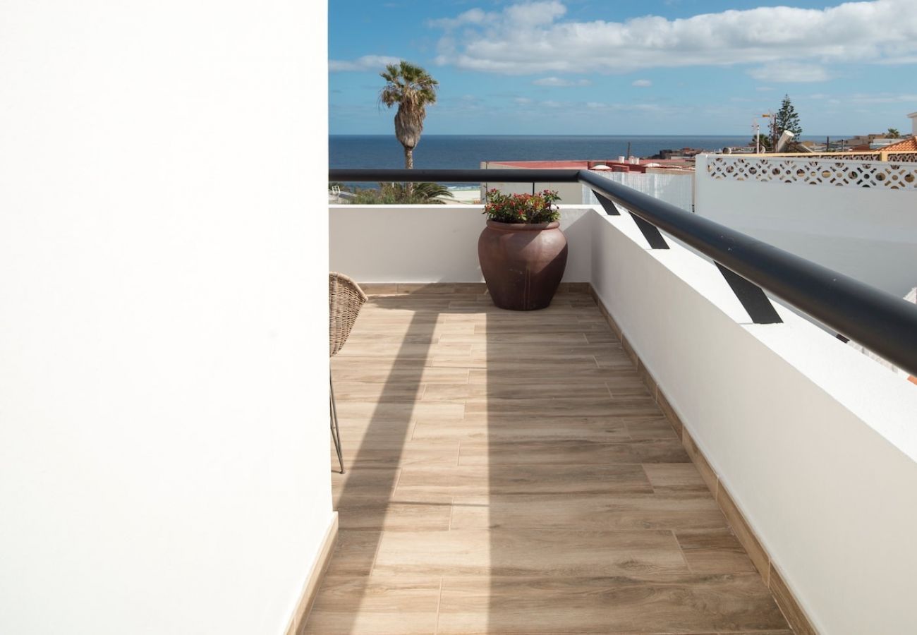 Studio in Telde - Casa Edem II with private terrace and sea view