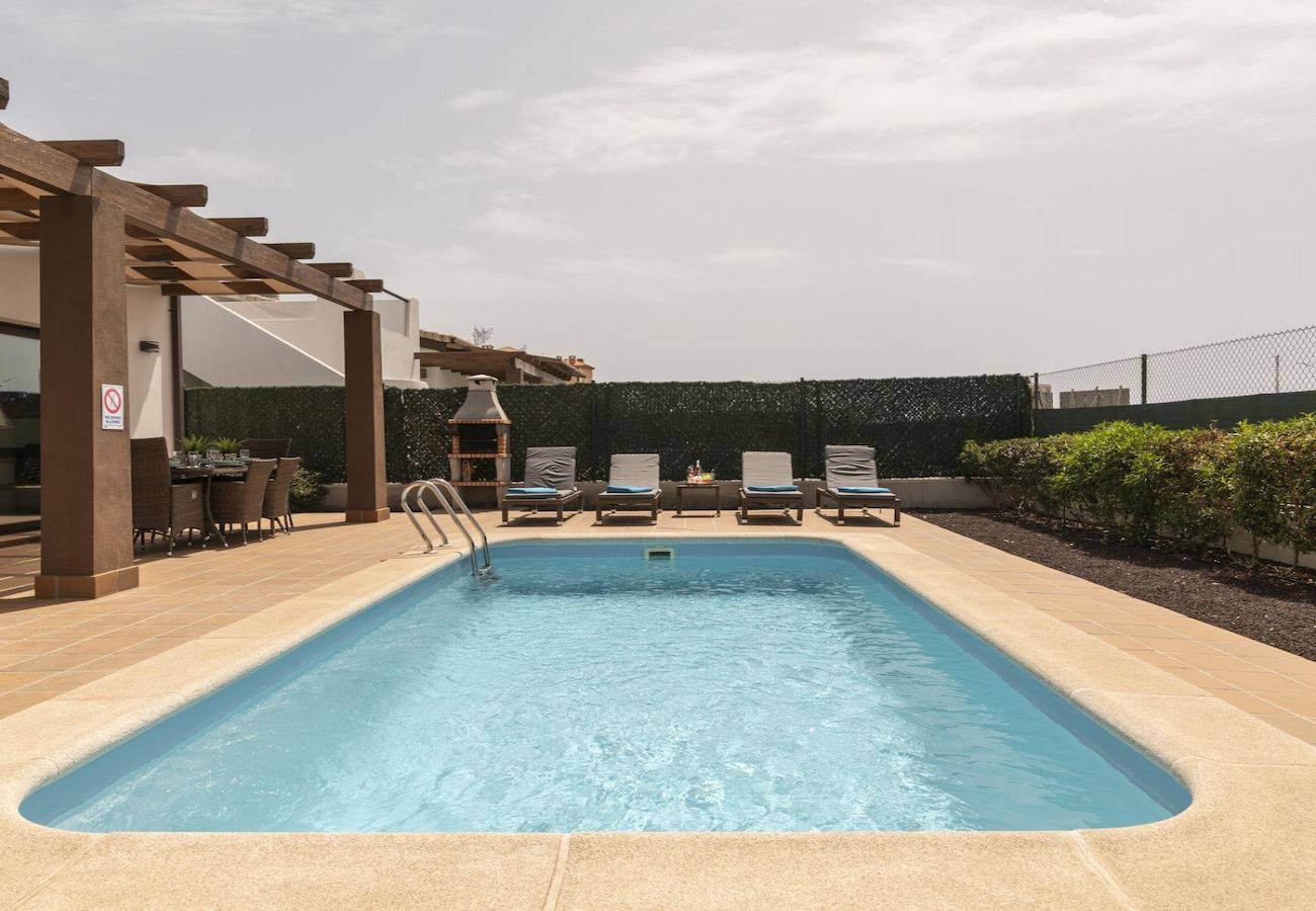 Villa in Caleta de Fuste - Antigua - Lightbooking Pueblo Majorero heated pool 