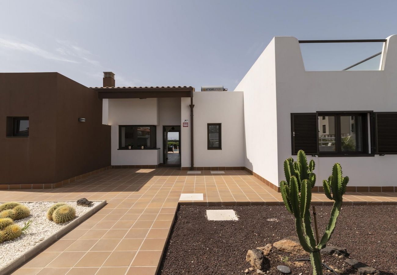 Villa in Caleta de Fuste - Antigua - Lightbooking Pueblo Majorero heated pool 