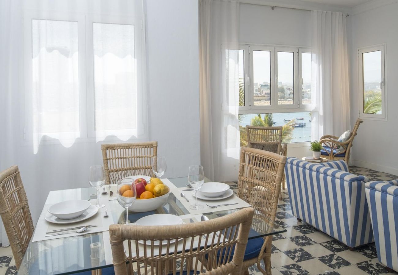 Apartment in Las Palmas de Gran Canaria - Lightbooking Las Palmas Canteras Beach 