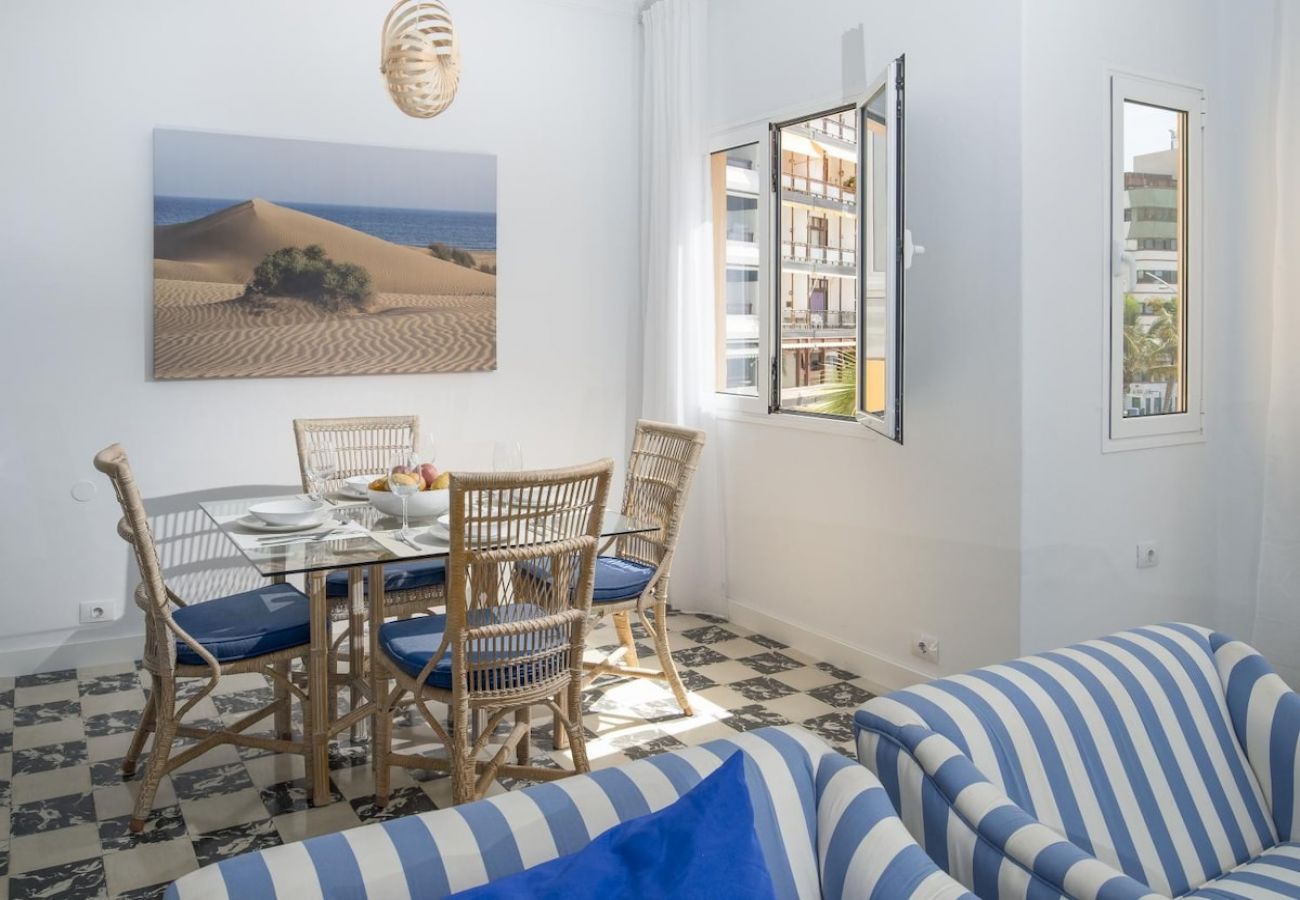 Apartment in Las Palmas de Gran Canaria - Lightbooking Las Palmas Canteras Beach 