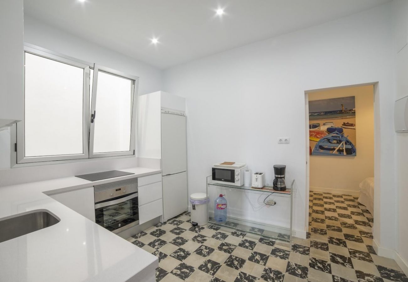 Apartment in Las Palmas de Gran Canaria - Lightbooking Las Palmas Canteras Beach 