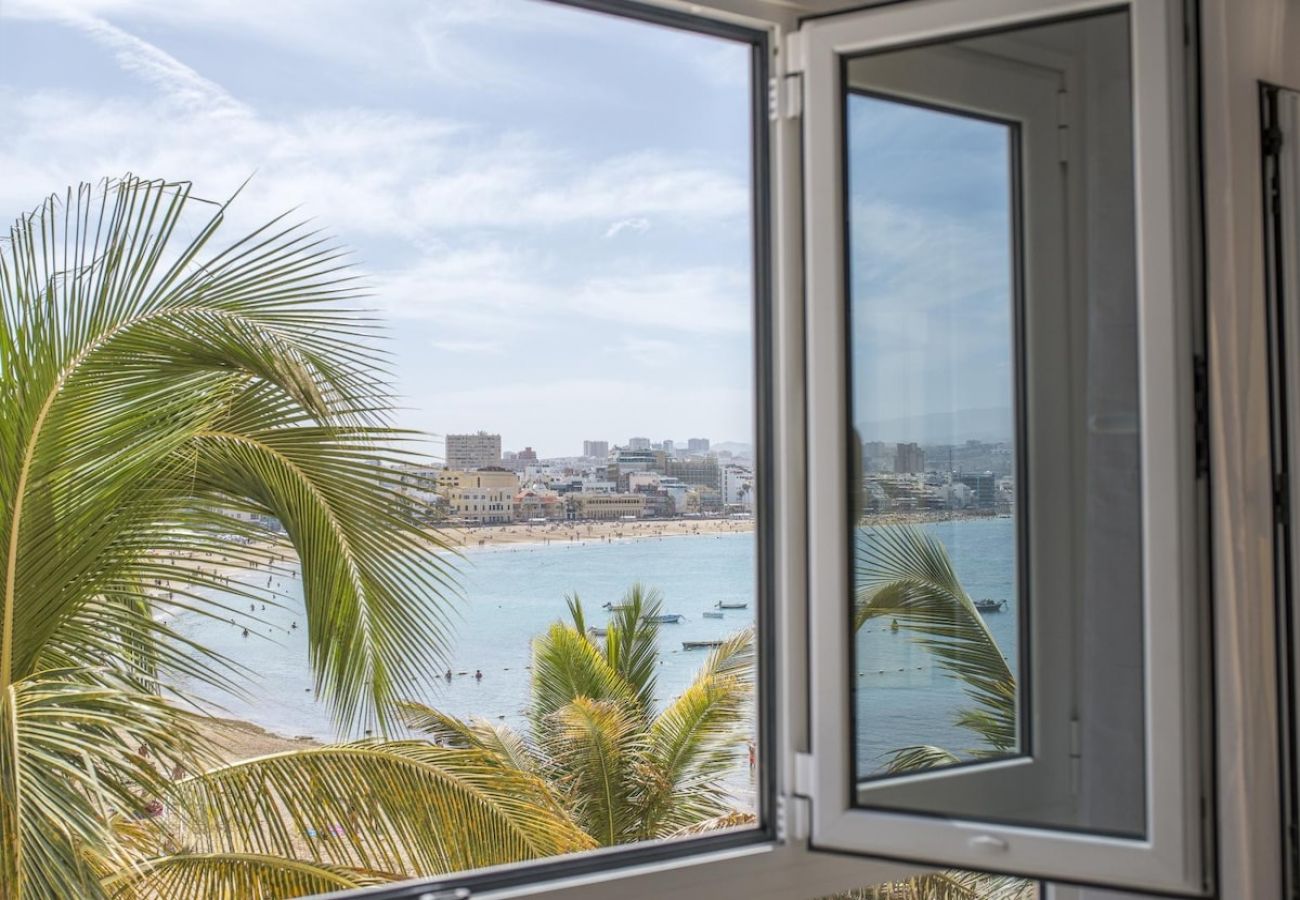 Apartment in Las Palmas de Gran Canaria - Lightbooking Las Palmas Canteras Beach 