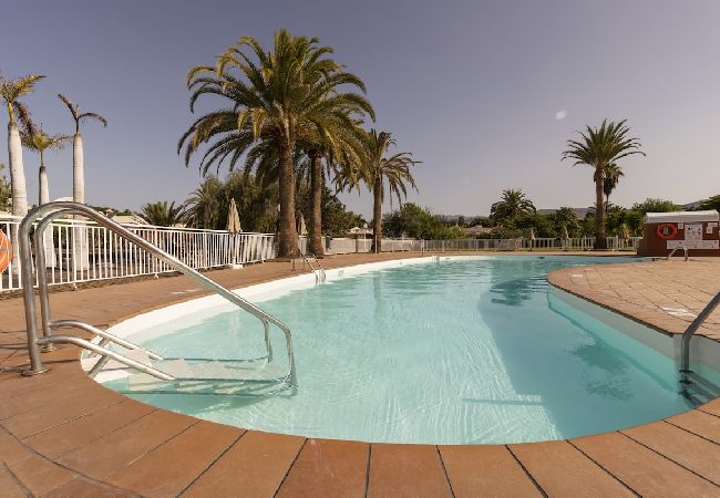 Bungalow in San Bartolomé de Tirajana - Lightbooking Los Melocotones Maspalomas 