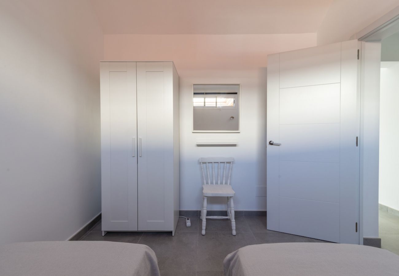 Bungalow in San Bartolomé de Tirajana - Lightbooking Los Melocotones Maspalomas 