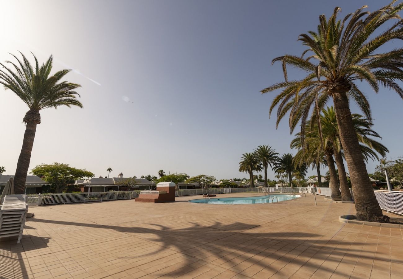 Bungalow in San Bartolomé de Tirajana - Lightbooking Los Melocotones Maspalomas 