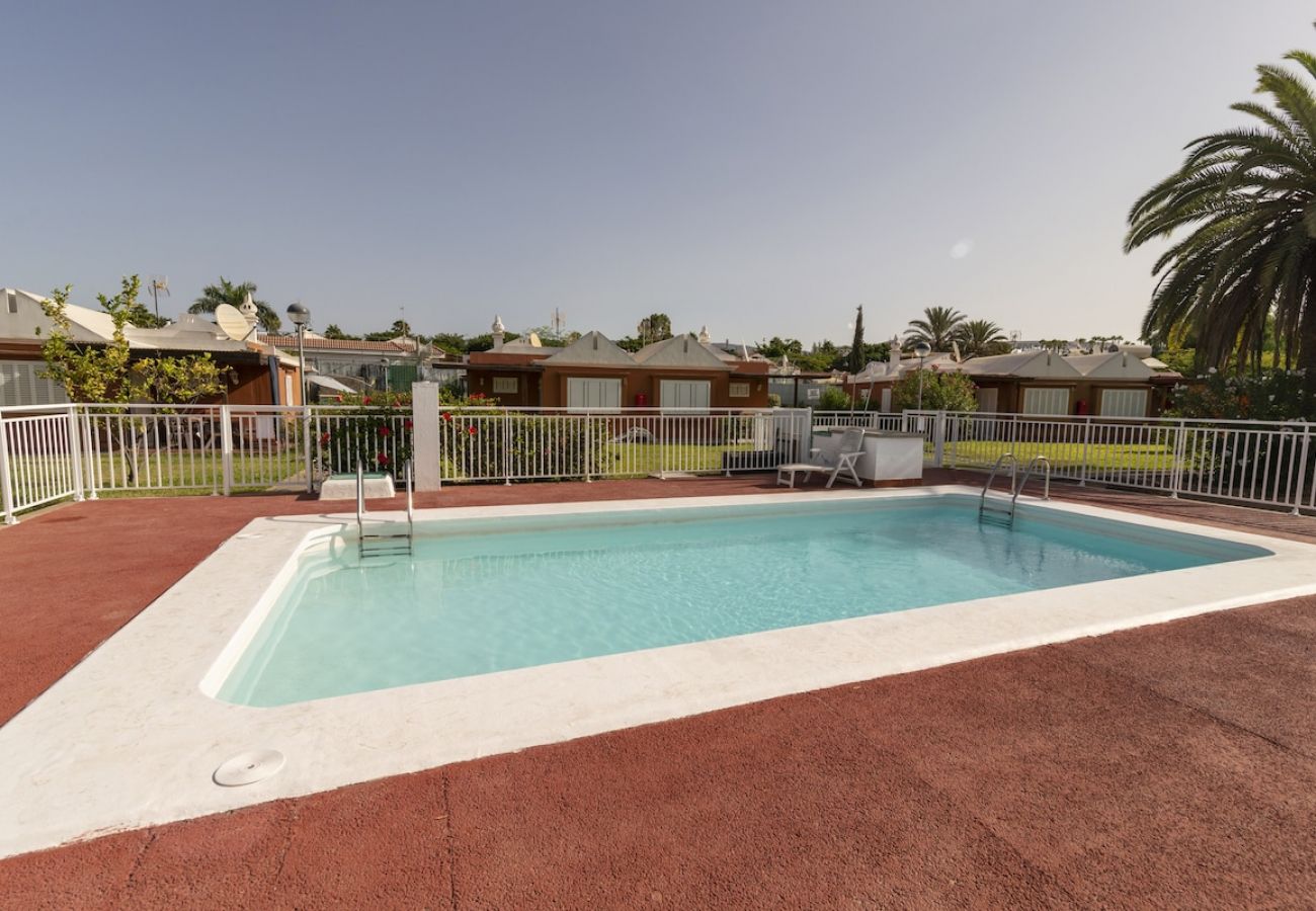 Bungalow in San Bartolomé de Tirajana - Lightbooking Los Melocotones Maspalomas 
