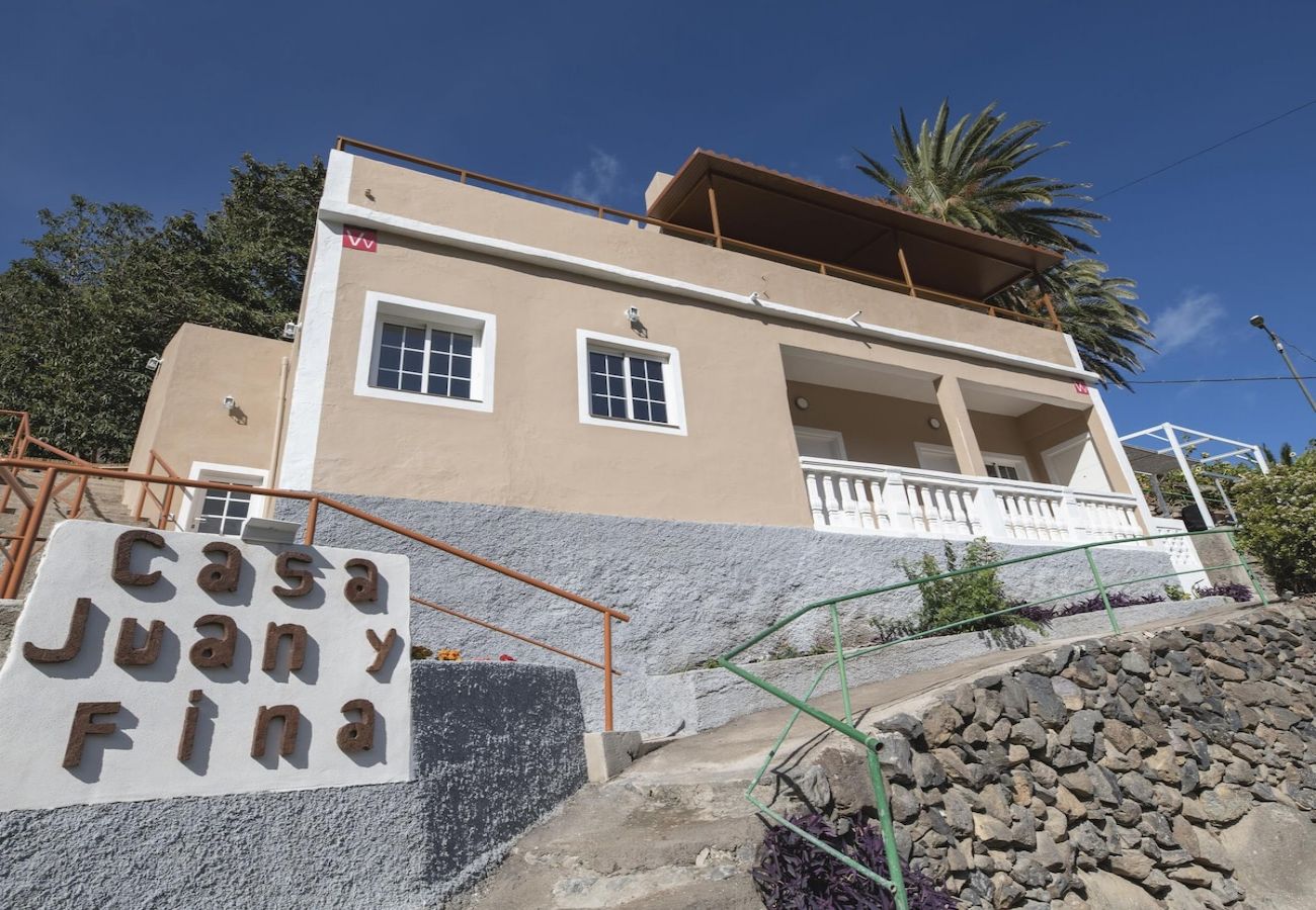 House in Hermigua - Lightbooking Hermigua Juan y Fina II 