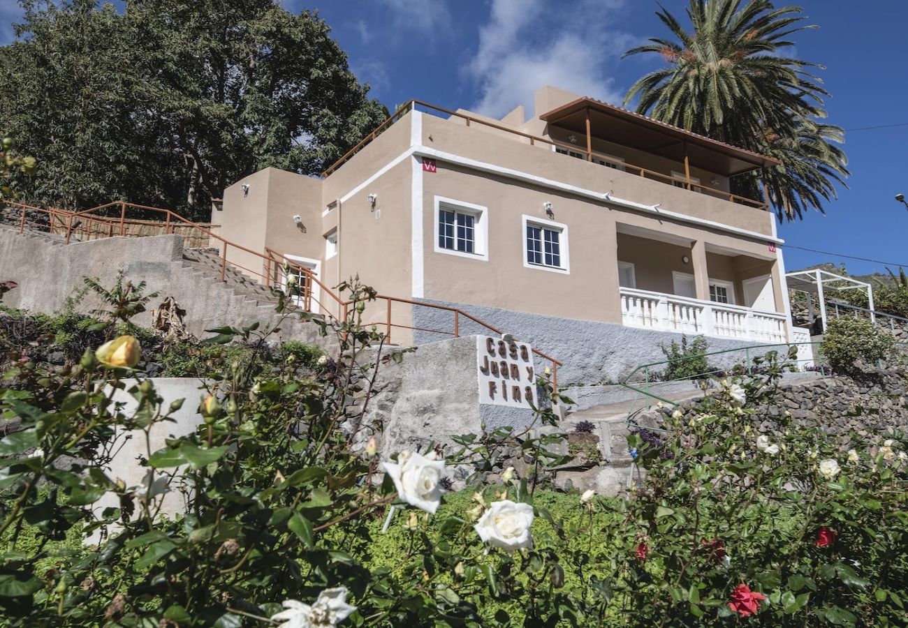 House in Hermigua - Lightbooking Hermigua Juan y Fina II 