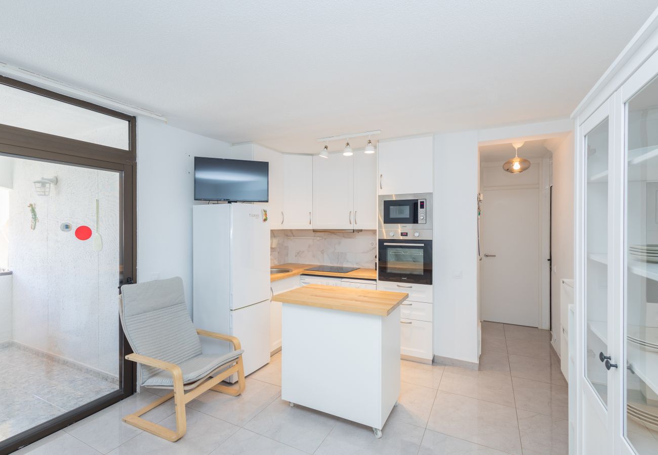 Apartment in San Bartolomé de Tirajana - Lightbooking San Agustin Montenegro 