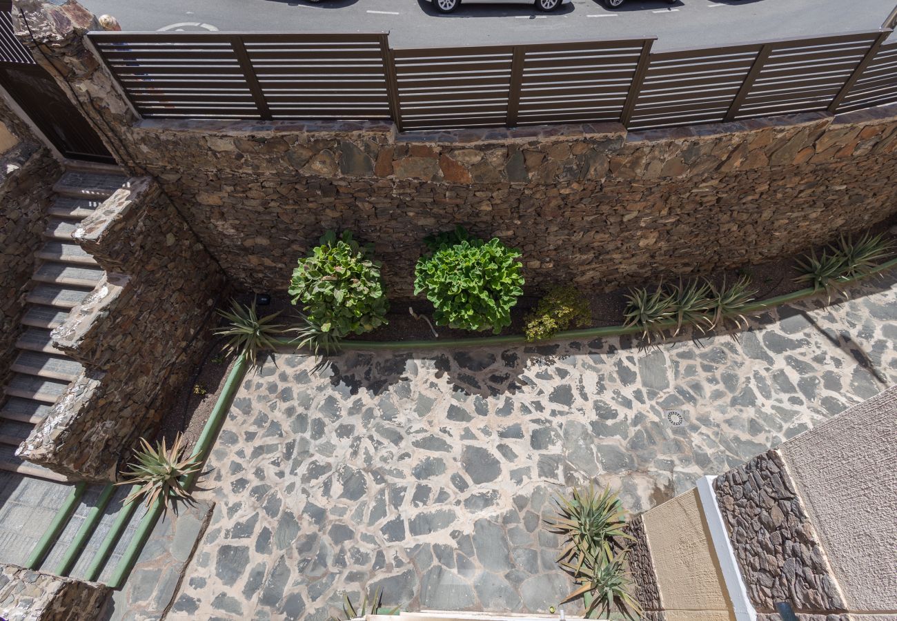 Apartment in San Bartolomé de Tirajana - Lightbooking San Agustin Montenegro 