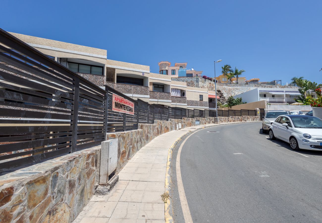 Apartment in San Bartolomé de Tirajana - Lightbooking San Agustin Montenegro 