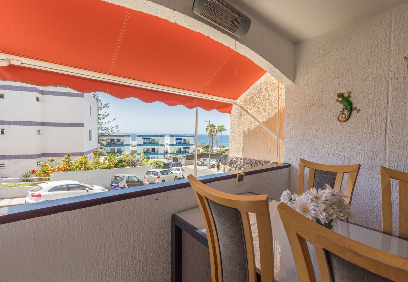 Apartment in San Bartolomé de Tirajana - Lightbooking San Agustin Montenegro 