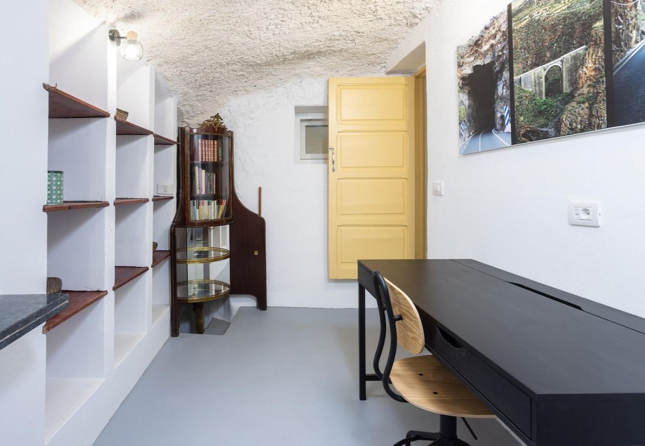 House in Güimar - Lightbooking Cave house Las Teresitas Tenerife 
