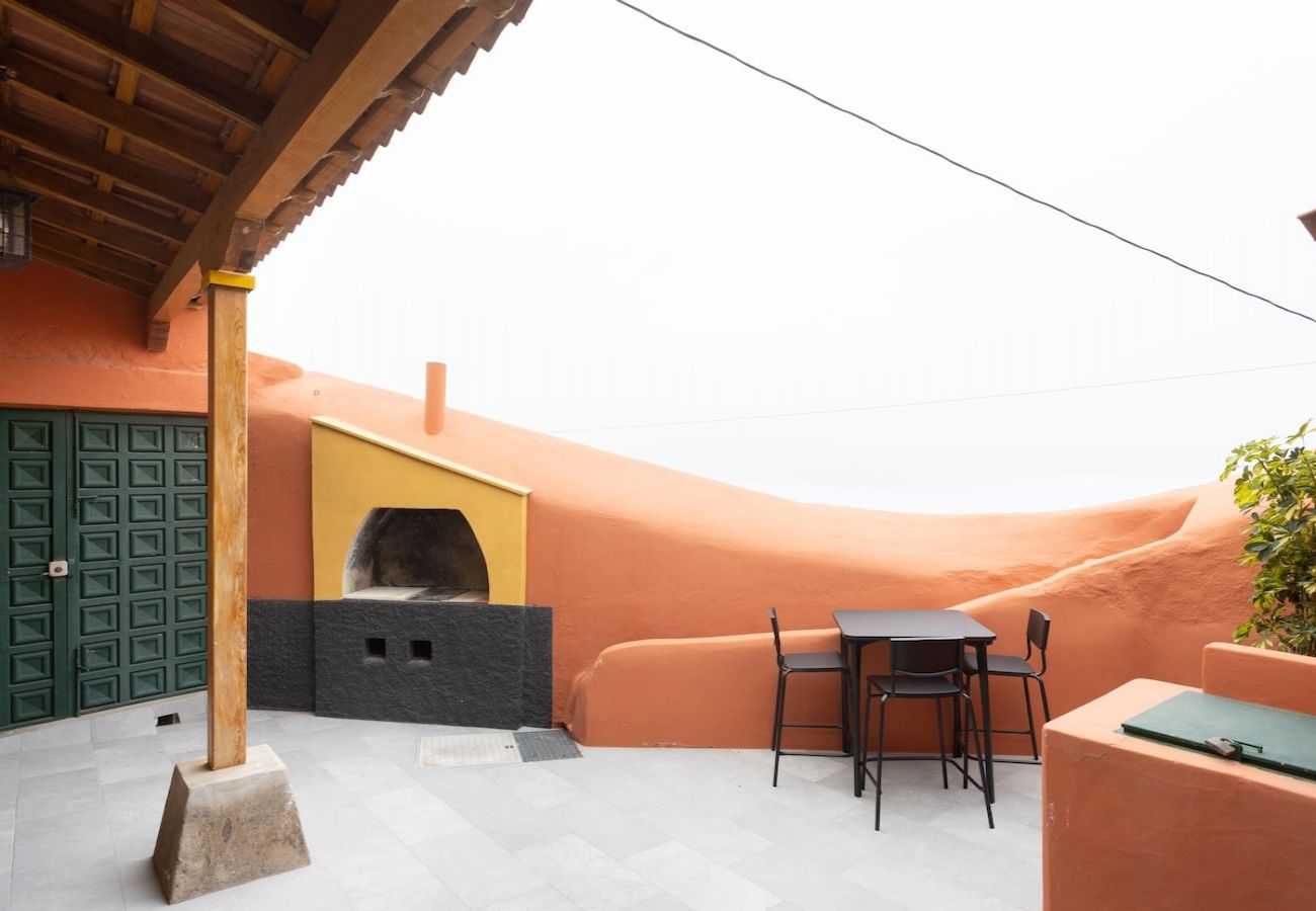 House in Güimar - Lightbooking Cave house Las Teresitas Tenerife 