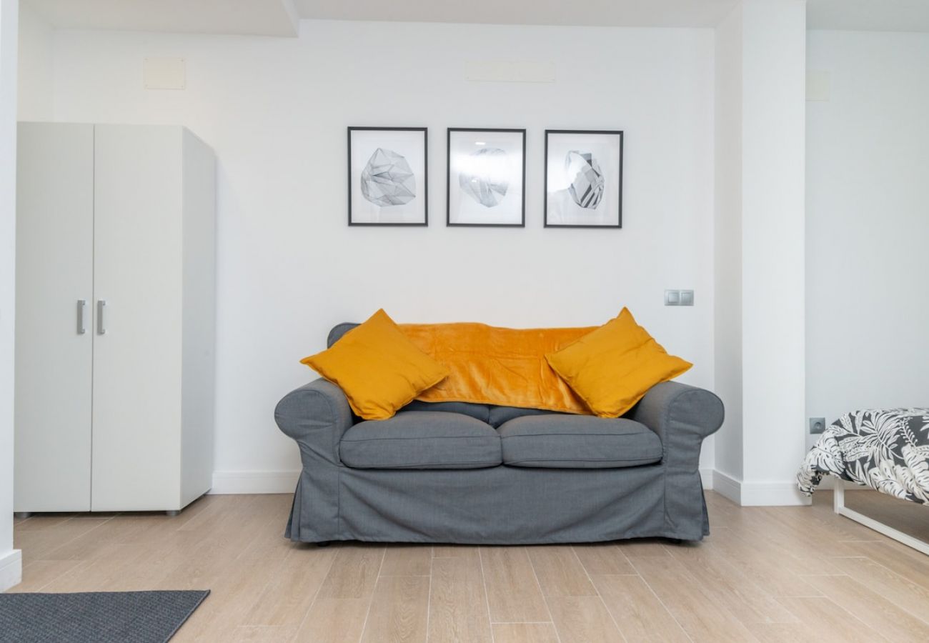 Apartment in Las Palmas de Gran Canaria - Lightbooking Canteras Beach Studio 