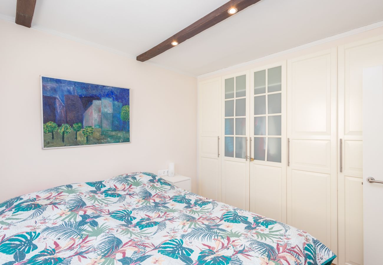 Apartment in San Bartolomé de Tirajana - Lightbooking San Agustín next to the beaches 