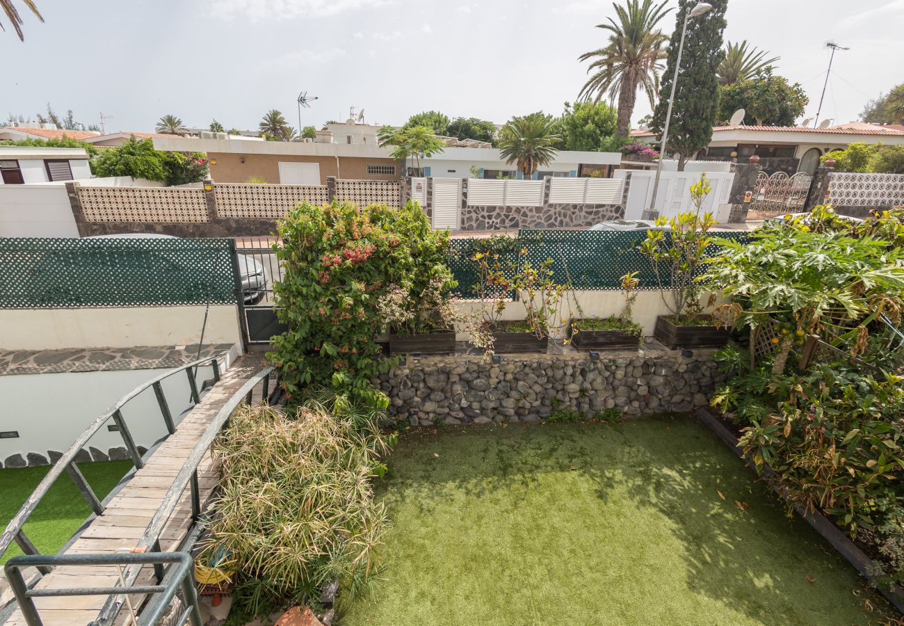Apartment in San Bartolomé de Tirajana - Lightbooking San Agustín next to the beaches 