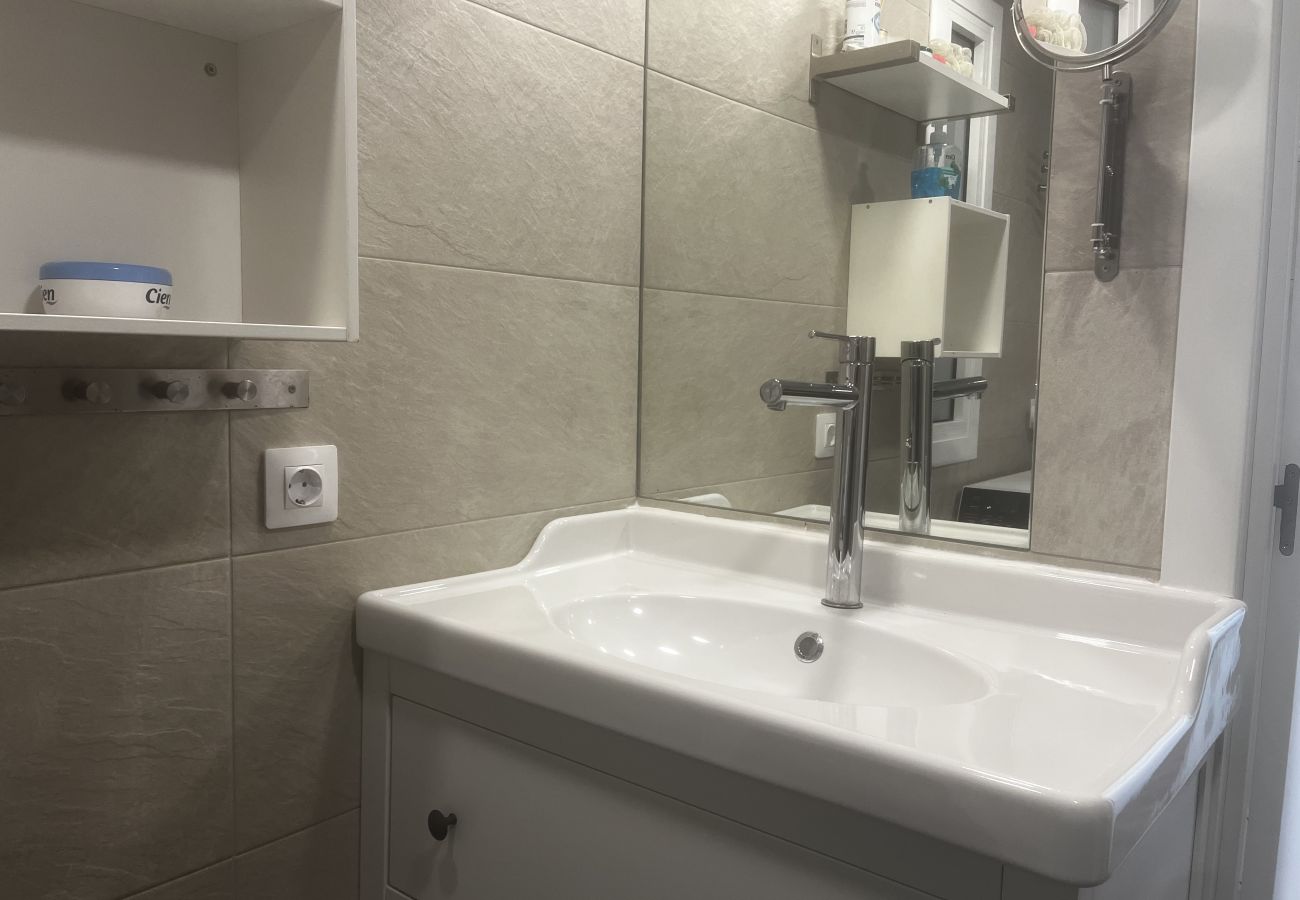 Apartment in San Bartolomé de Tirajana - Lightbooking San Agustín next to the beaches 