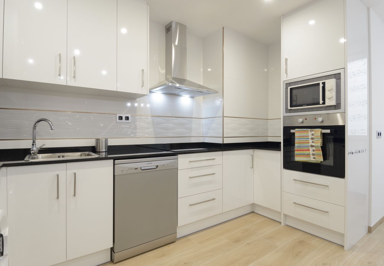 Apartment in Granada - Lightbooking Materno Granada 