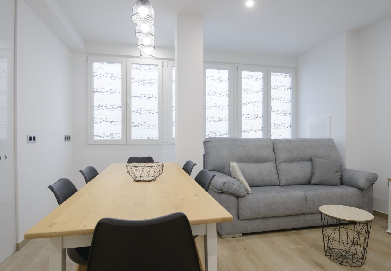 Apartment in Granada - Lightbooking Materno Granada 