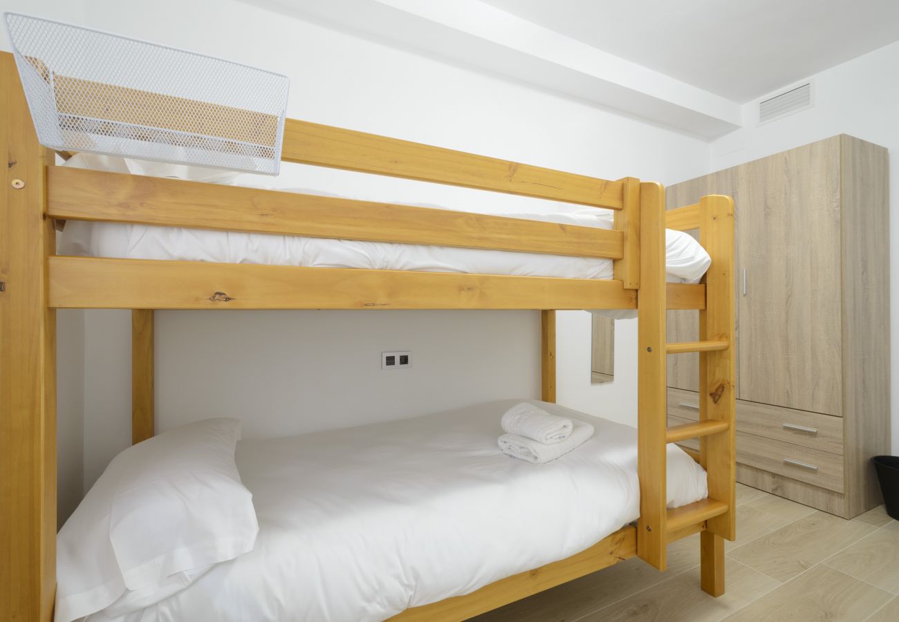 Apartment in Granada - Lightbooking Materno Granada 