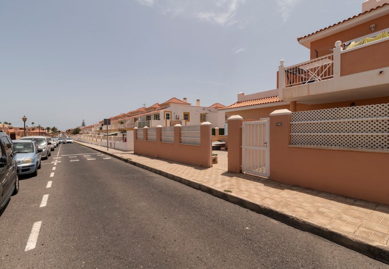 Bungalow in Antigua - Fuerteventura - Lightbooking Esmeralda private pool Caleta de Fuste 