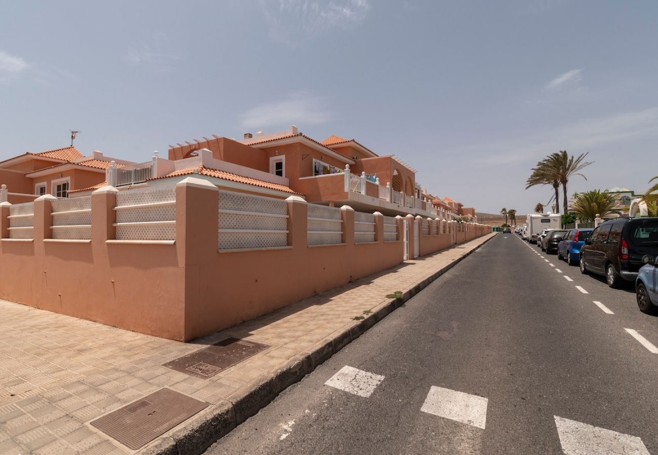 Bungalow in Antigua - Fuerteventura - Lightbooking Esmeralda private pool Caleta de Fuste 