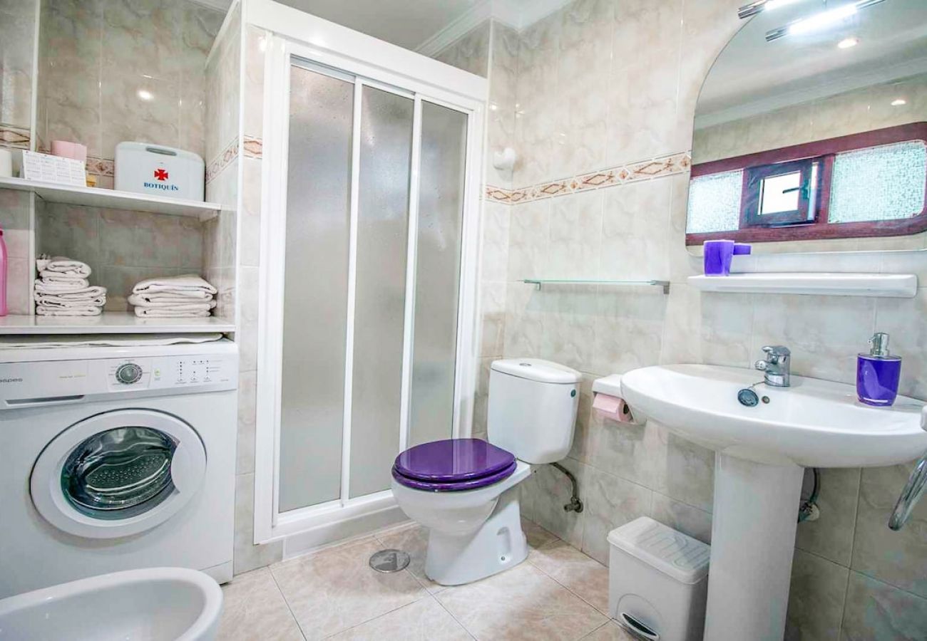 Residence in Las Palmas de Gran Canaria - Lightbooking Las Palmas Canteras Beach 