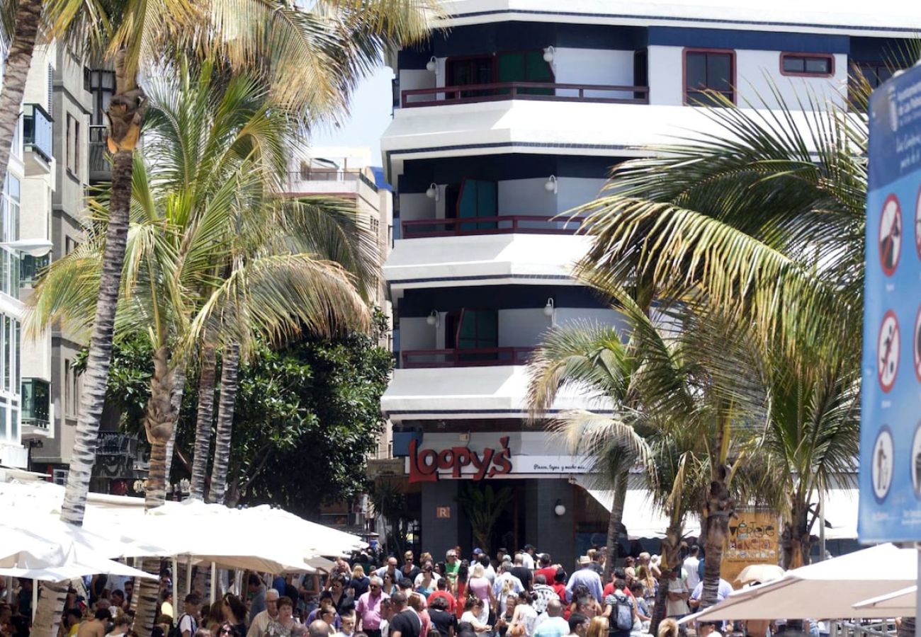 Residence in Las Palmas de Gran Canaria - Lightbooking Las Palmas Canteras Beach 