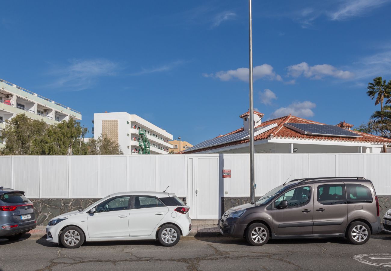House in San Bartolomé de Tirajana - Lightbooking private pool Playa del Inglés 