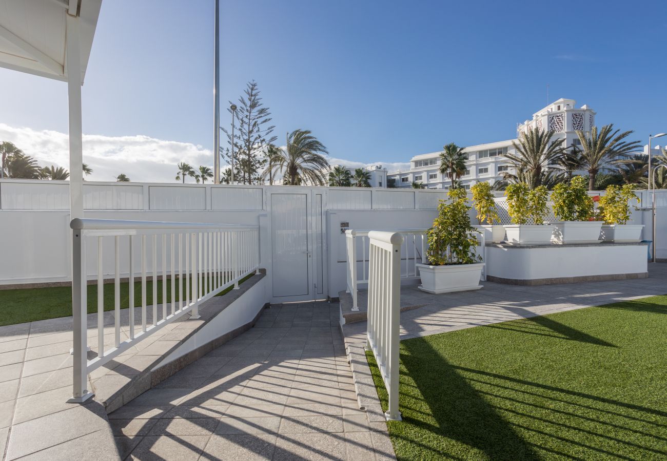 House in San Bartolomé de Tirajana - Lightbooking private pool Playa del Inglés 