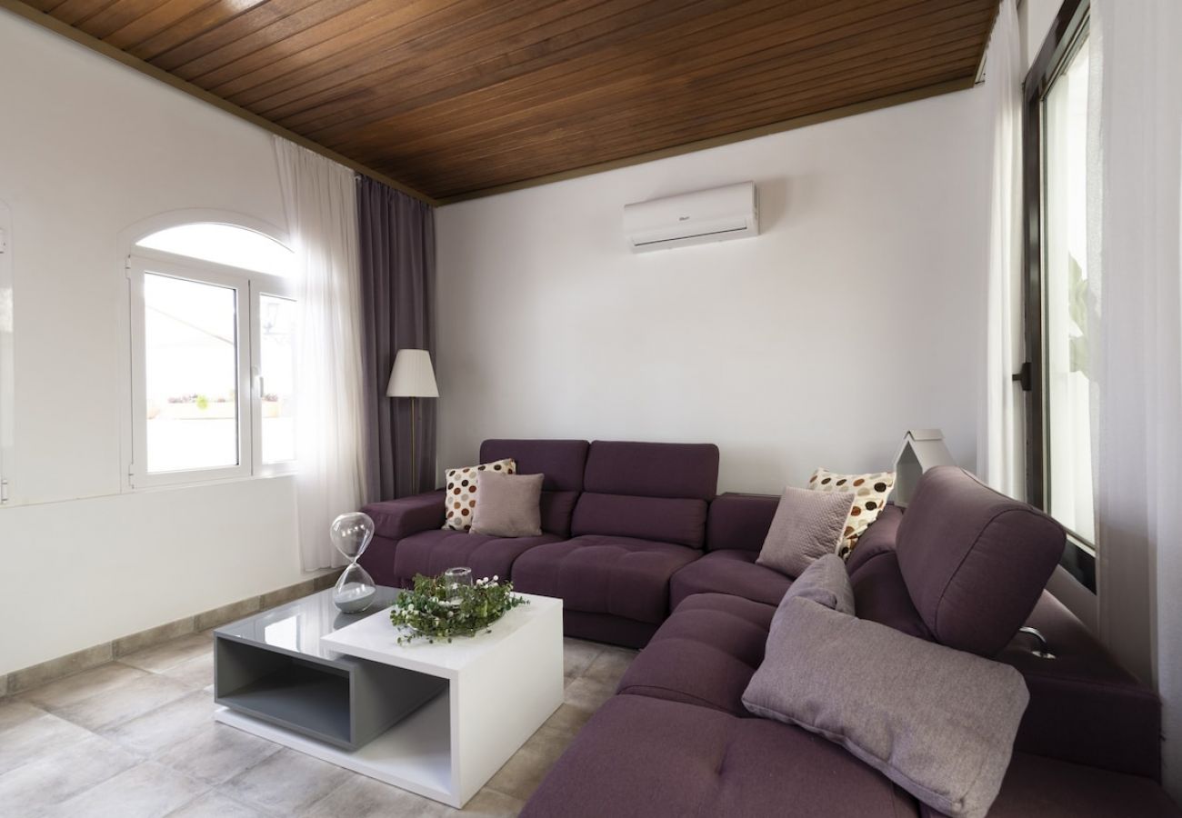 Chalet in Telde - Lightbooking Telde Lomo Salas Dey 