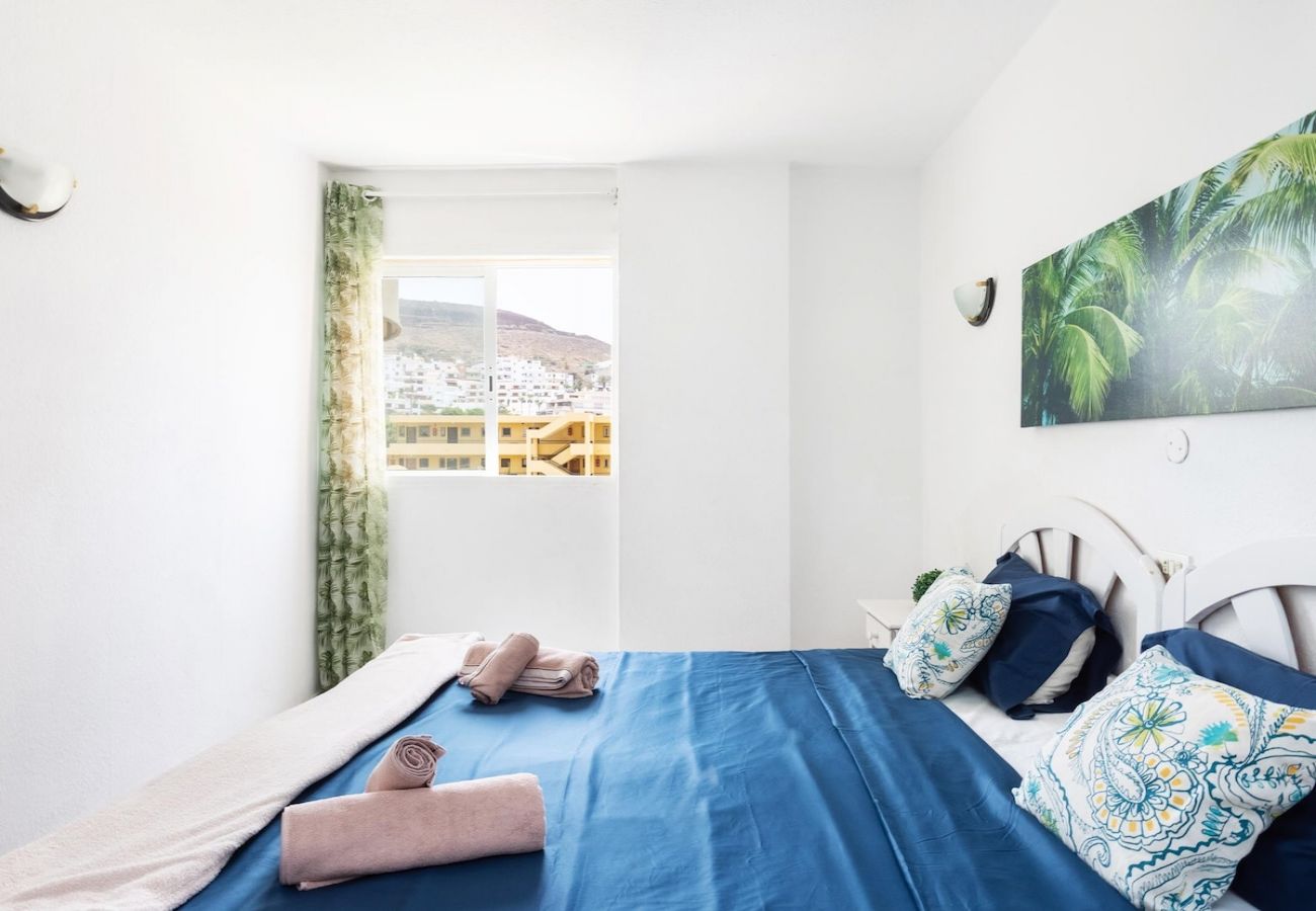 Apartment in Arona - Lightbooking Torres Del Sol Tenerife 