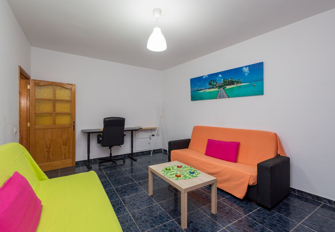 House in San Nicolas de Tolentino - Lightbooking Tasarte 