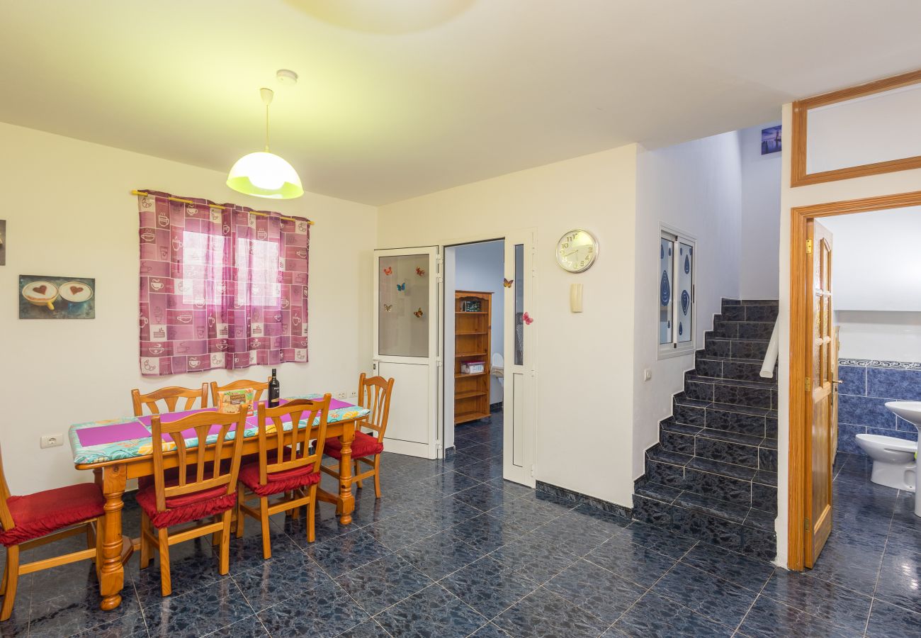 House in San Nicolas de Tolentino - Lightbooking Tasarte 