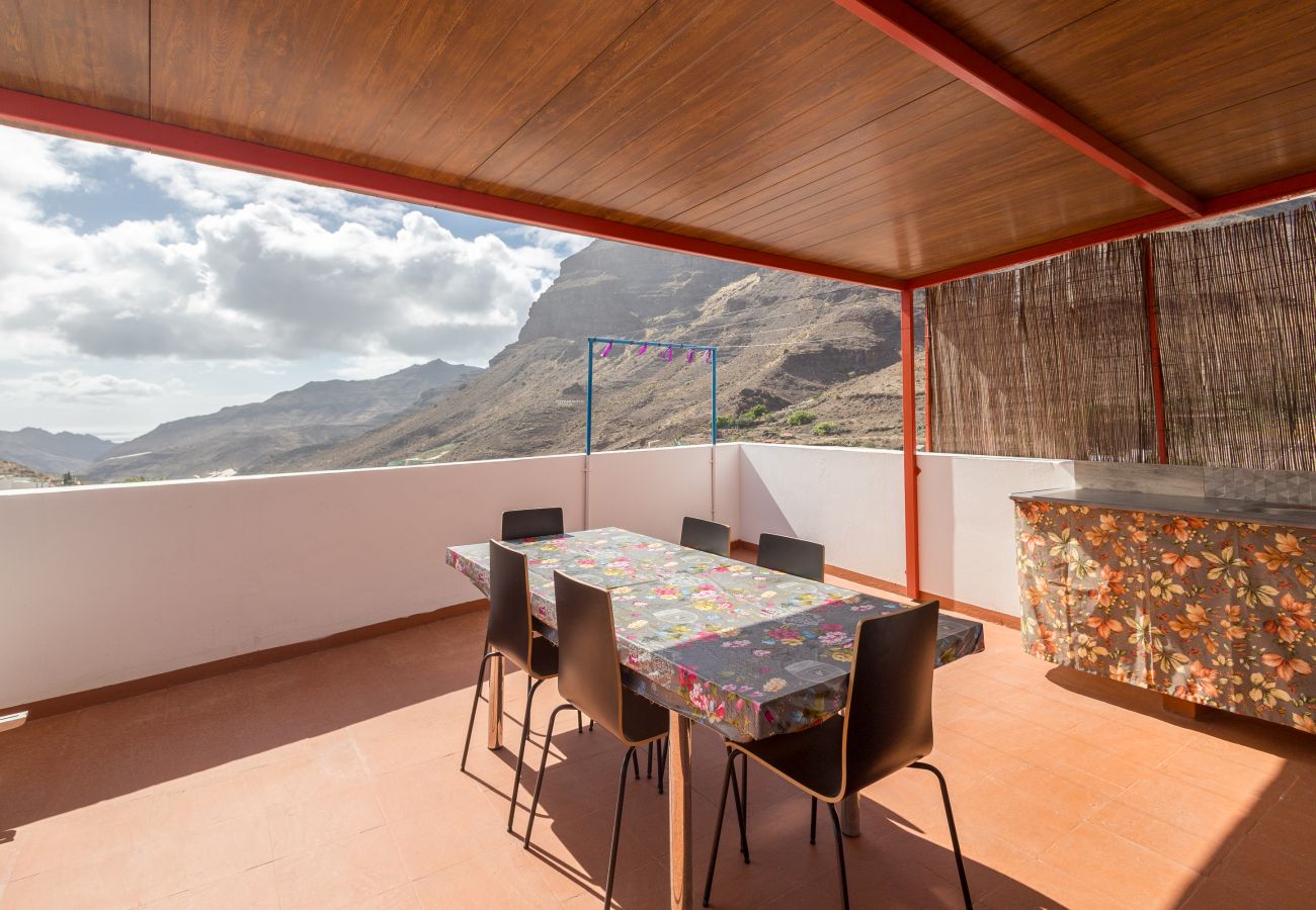 House in San Nicolas de Tolentino - Lightbooking Tasarte 