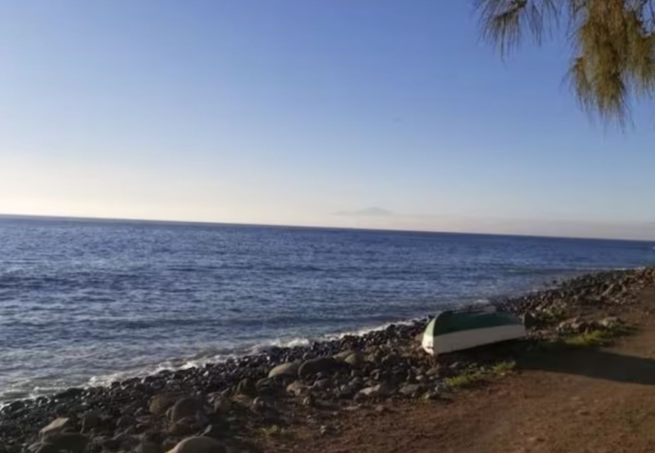 House in San Nicolas de Tolentino - Lightbooking Tasarte 