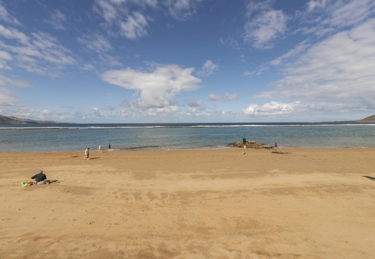 Apartment in Las Palmas de Gran Canaria - Lightbooking Tonina Canteras Beach 